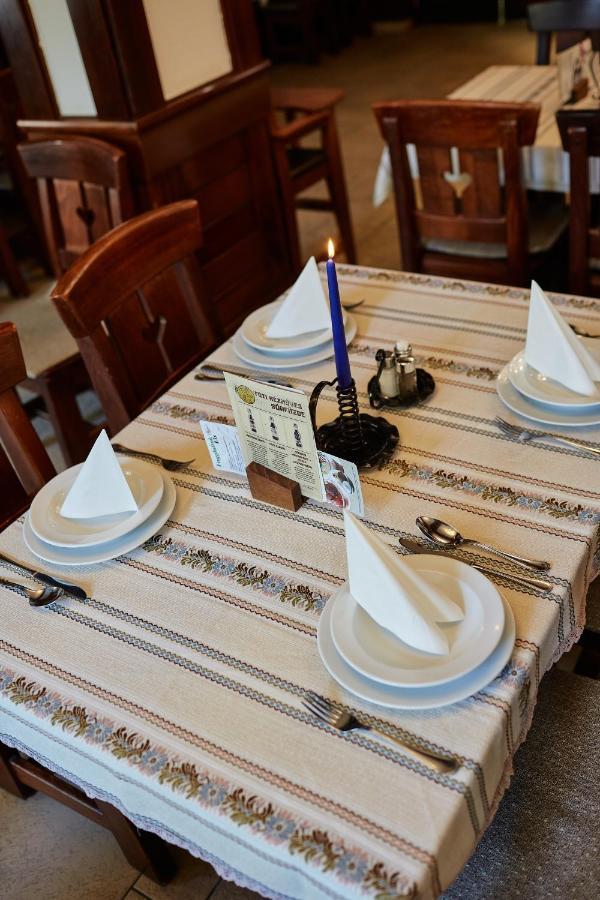 Tercia Hubertus Panzio Bed & Breakfast โชพรอน ภายนอก รูปภาพ
