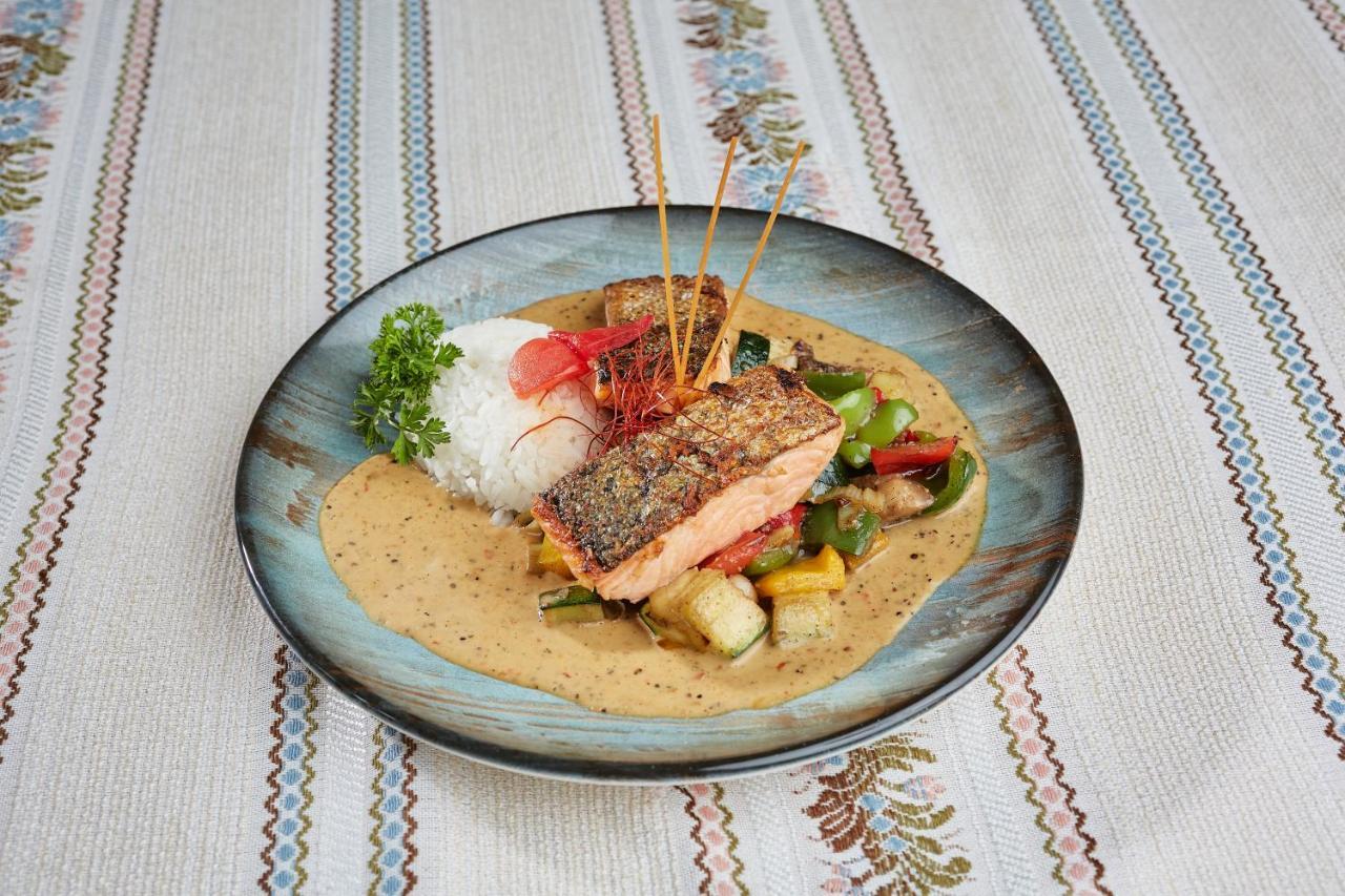 Tercia Hubertus Panzio Bed & Breakfast โชพรอน ภายนอก รูปภาพ
