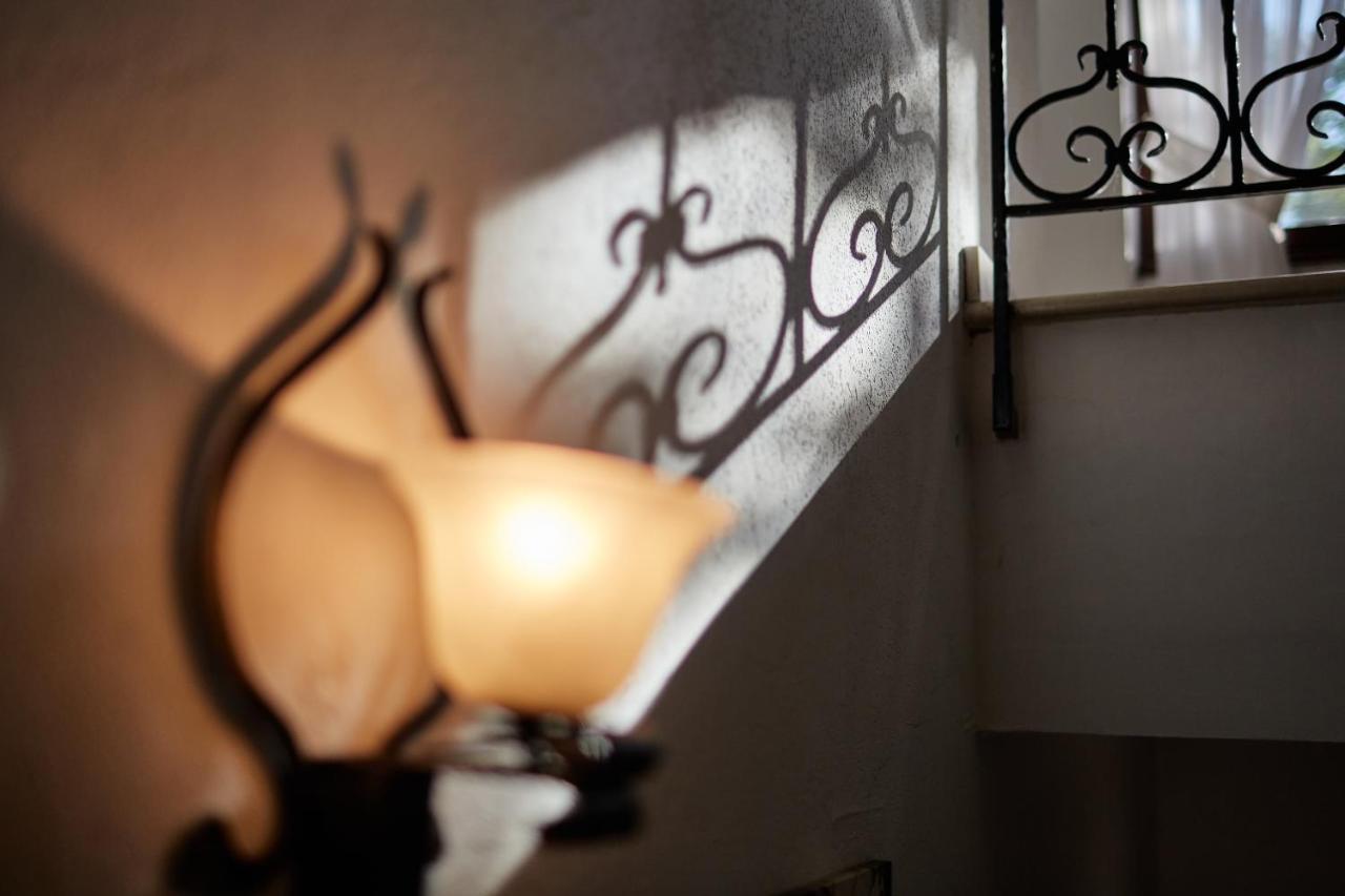 Tercia Hubertus Panzio Bed & Breakfast โชพรอน ภายนอก รูปภาพ